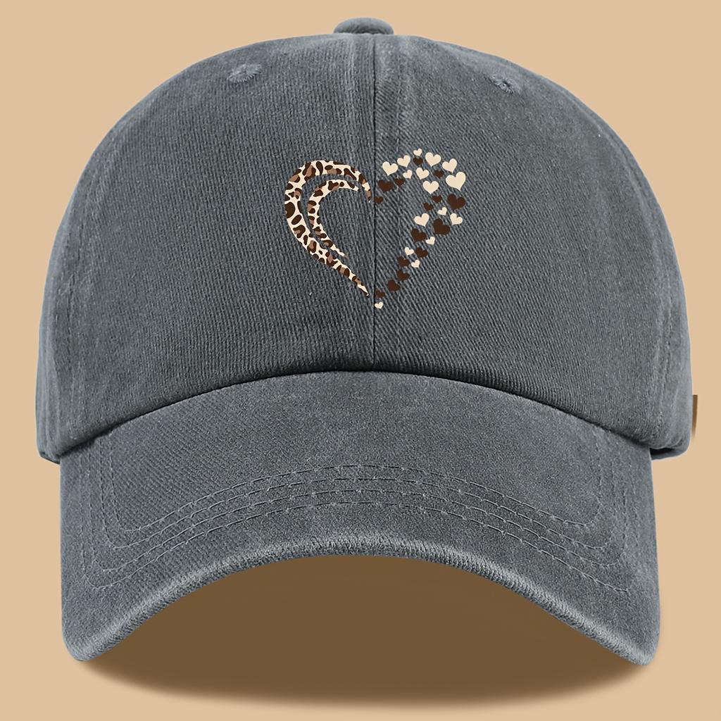Leopard print heart print retro casual baseball cap suitable for parties, couples, and holidays as a gift for those around you!