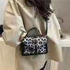 Retro Fashion Leopard Print Simple Summer New Personalized Portable Messenger Small Square Bag Woman