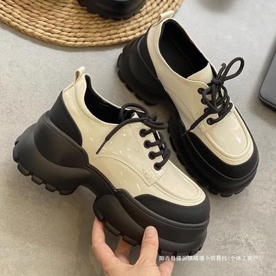 Женские туфли на платформе в британском стиле со шнуровкой, маленькие кожаные туфли 2025 года, новые весенне-осенние туфли-лоферы, увеличивающие рост, модные женские туфли-одиночки