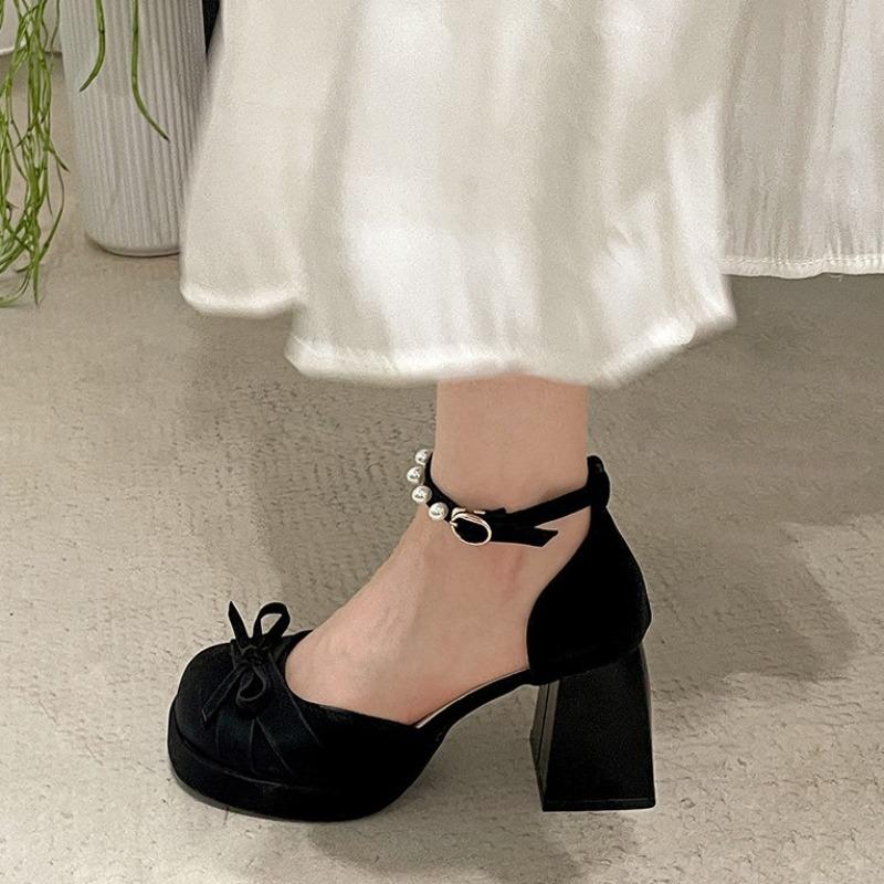 Модные горячо продаваемые туфли Мэри Джейн на блочном каблуке с французским бантом, женские, весна-лето 2025, с круглым носком, с мелким вырезом, с одной пряжкой, с каблуками, украшенными бусинами