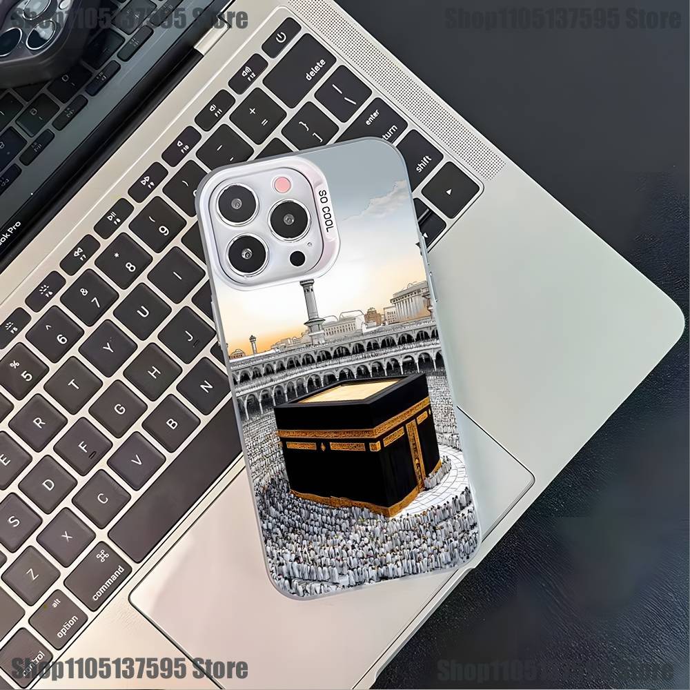 Moslem and kaaba Phone Case For iPhone 17,16,15,14,13,12,11,Pro,XS,Max,Plus,Mini,SE4,E White Matte Shockproof Cover