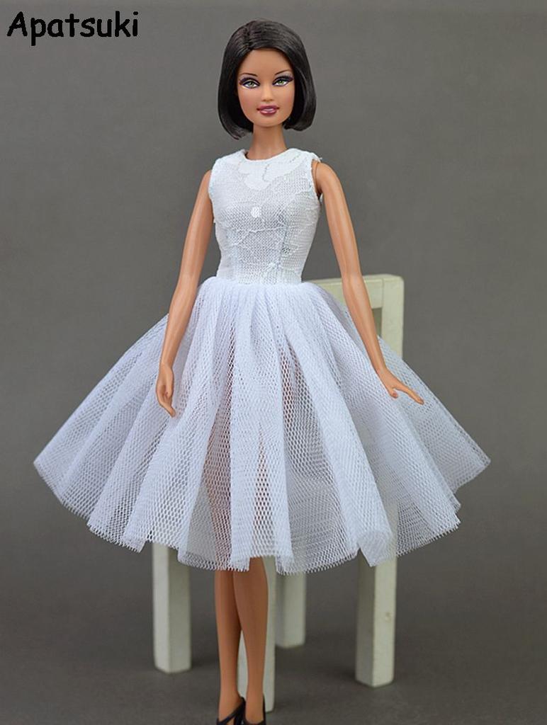 Балетное платье для куклы Барби