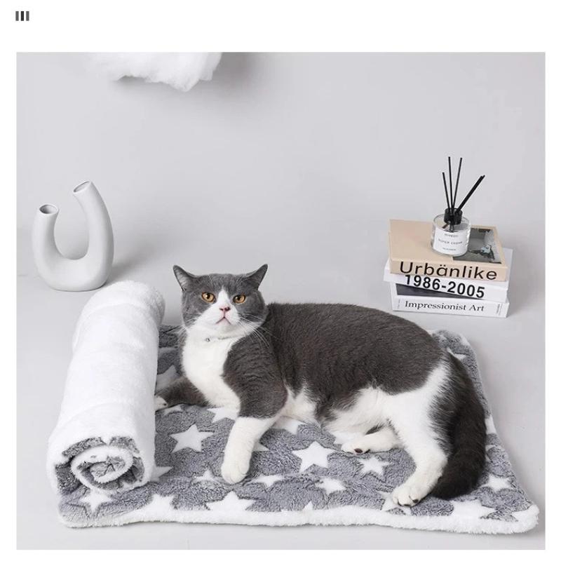 Plush Pet Sleeping Mat Dog Bed Puppy Bed for Small and Large Dogs Cat Litter Cushion Pet Supplies