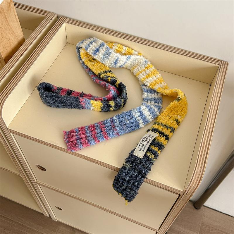 Новый нишевый дизайн, полосатый, цветной, тонкий и узкий, длинный шерстяной шарф для женщин, модный и универсальный, вязаный шарф из пряжи