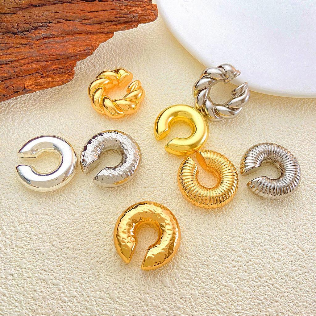 Women's European & American Style Thick Cylindrical Ear Cuff Earrings