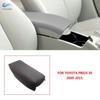 Мягкий кожаный чехол на подлокотник для Toyota Prius 2004-2012 2013 2014 2015, автомобильный центральный подлокотник, кожный чехол, наклейка, отделка