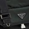 Prada Рюкзак из Re-Nylon с карманом на молнии, кожа Saffiano, мужская сумка через плечо, черный 2VH119-2DMH-F0002-V-OOO
