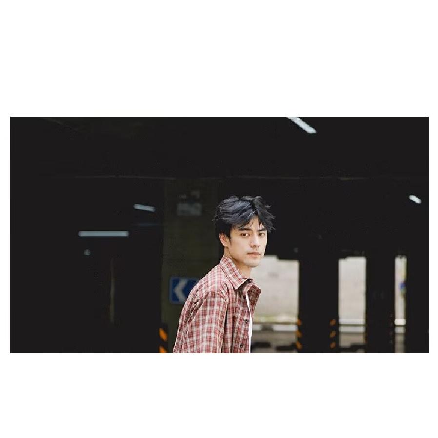 Рубашка с длинным рукавом с буквенным принтом 2024 года в японском стиле в стиле Гонконга, свободная рубашка для мальчиков, летнее модное универсальное повседневное пальто