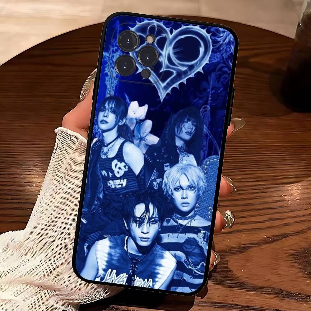 Kpop Group XLov Phone Case For IPhone 16 Pro Max 15 17 Plus 14 13 12 Mini 11 Black Cover