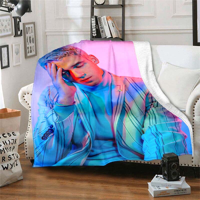 Customizable L-Lauv Singer Soft Flannel Blanket, Warm and Comfortable, Suitable for Picnics, Beds, Sofas, and Home Bedrooms.