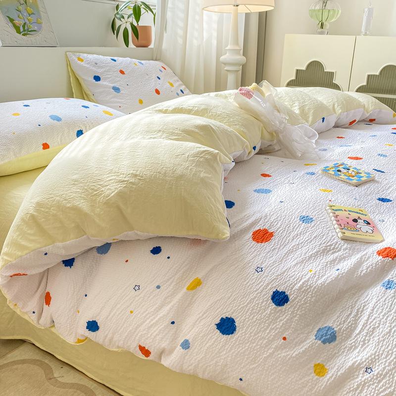 Постельное белье из ситца, комплект из четырех предметов: простыня, пододеяльник, наволочки