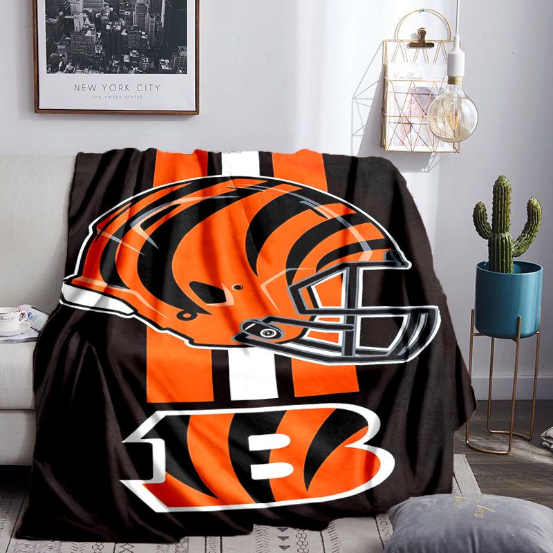 Cincinnati-Bengals Helmet Blanket Lightweight Flannel Bedding Blanket Perfect for Travel, Camping, Living Rooms, Offices, Sofas, Fan Christmas gift