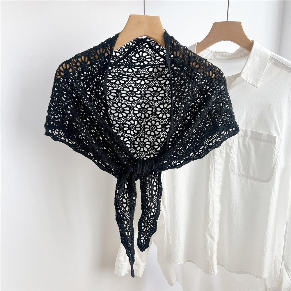 White Knitted Triangle Scarf Ethnic Style Crochet Flower Scarves Hollow Out Lace Shawl Summer
