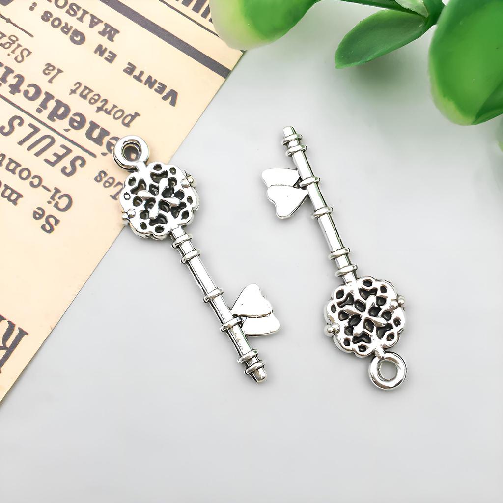 3-Color DIY Alloy Retro Key Jewelry Pendants