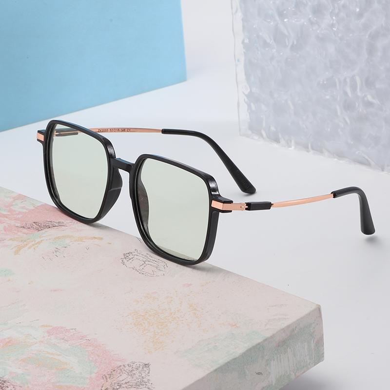 2Pcs Nearsighted Eyeglasses Women Men Retro Square Student Finished Myopia Glasses Prescription Glasses