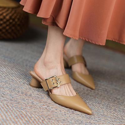 Модная женская новая весенне-летняя обувь из натуральной кожи коровьей кожи с металлической пряжкой на ремне, на среднем каблуке, шлепанцы мюли с большим носком