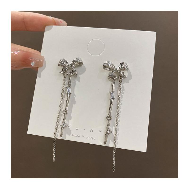 Длинные серьги с кисточками Женские Корейский Дизайн ДунДэмун Универсальные серьги