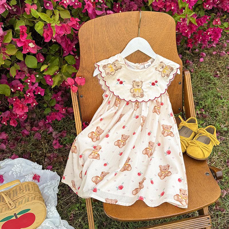 Vintage Peter Pan Collar Girl Dress With Bear Embroidery Sleeveless Summer Baby Dress For Outdoor Wear