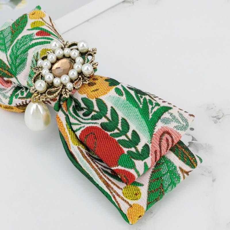 MAIA Rose Jacquard Ribbon Pin Large Green