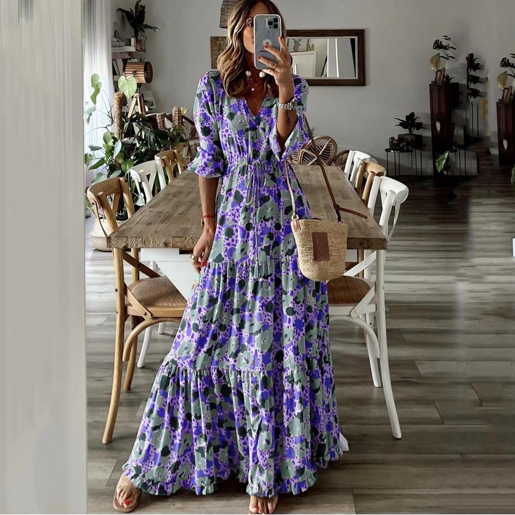 2025 Summer New Women's Temperament Vacation V-neck Printed Pendulum Long Dress