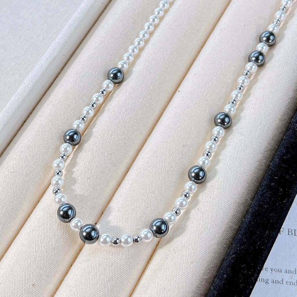 Cool Black And White Mixed Color High Quality Artificial Crystal Pearl Collarbone Chain Necklace