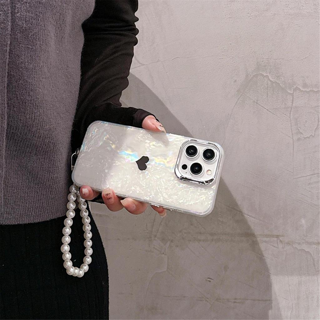 Pearl Hand Chain Love Phone Case For IPhone X/XR/XS MAX/11/12/13/14/15/16/Pro/Plus/Pro Max, Perfect Birthday Gift for Famliy, Friends and Partners