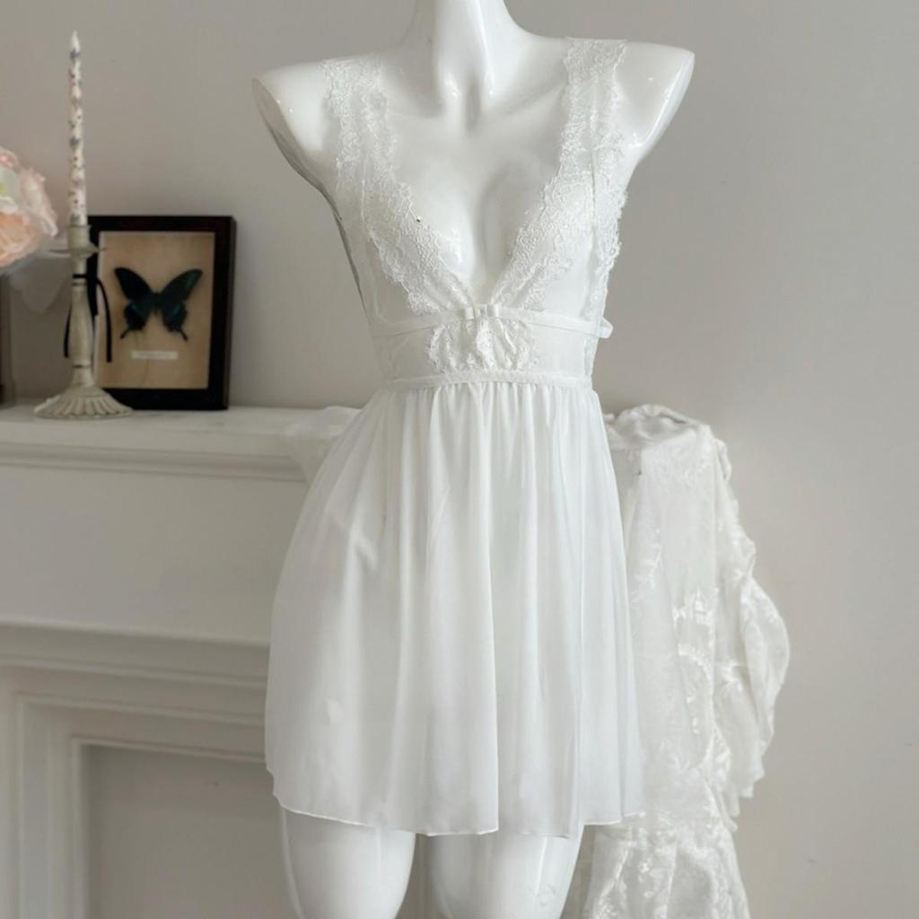 Элегантная ночная сорочка из кружева и сетки с глубоким V-образным вырезом на спине - Прозрачное кружевное белье-комбинация для женщин