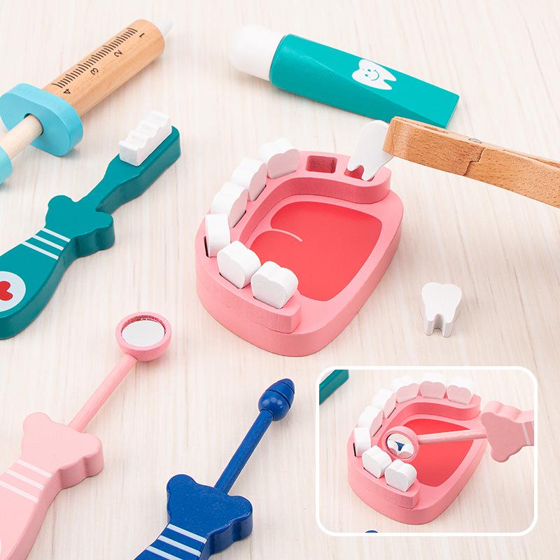 Деревянный детский набор доктора: Набор игрушек для ролевых игр «Сумка медсестры»