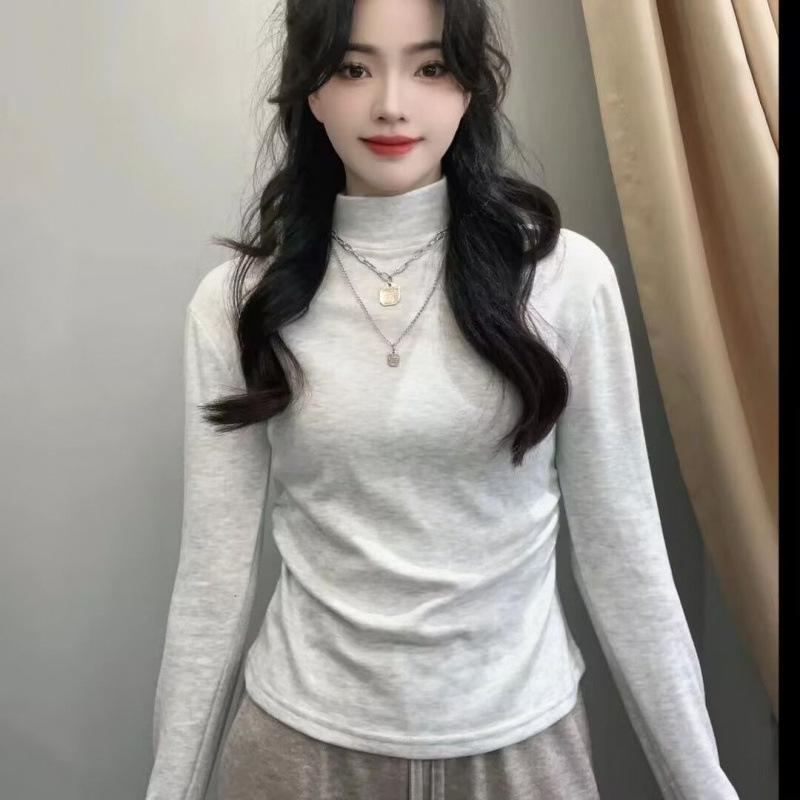 Autumn and Winter Thickened Velvet Half Turtleneck Versatile Bottoming Shirt with Slim Fit Short Warm T-shirt Tight Top