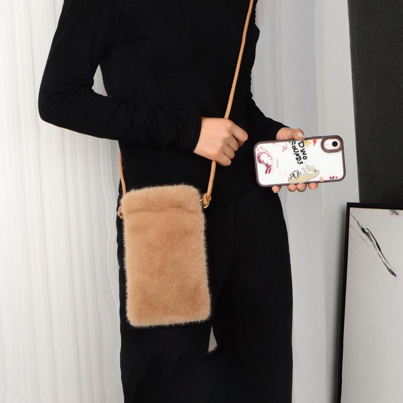 Женская плюшевая сумка для мобильного телефона, мини-сумка через плечо, дорожная сумка для покупок, зимняя диагональная сумка для монет, помады и наушников