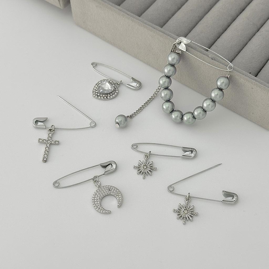 6 шт./набор Элегантная брошь из искусственного жемчуга Женский тренд Солнце Луна Любовь Сердце Крест Подвеска Булавка Одежда DIY Ювелирный аксессуар