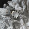 Серебряное кольцо с натуральным перламутром, вес изделия 4,84 гр (60002186)