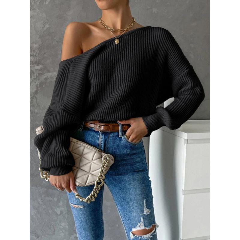 Осенне-зимний женский трикотаж. Свитер с длинными рукавами.