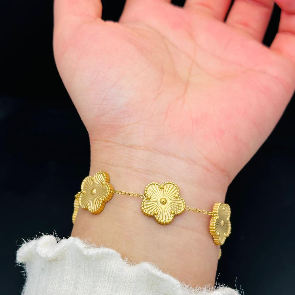 Five Leaf Flower Luxury Bracelet for Women Gold Color Charm Bracelets Jewellery Clover Fashion Zircon Gifts