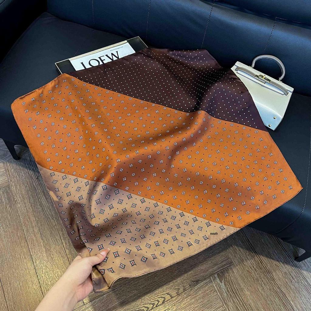 Универсальный женский шелковый шарф 70 см – Простой полосатый шейный платок для весны/осени