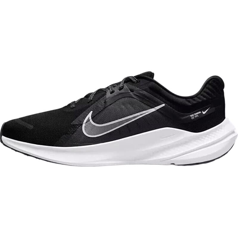 Nike Женские беговые кроссовки Quest 5