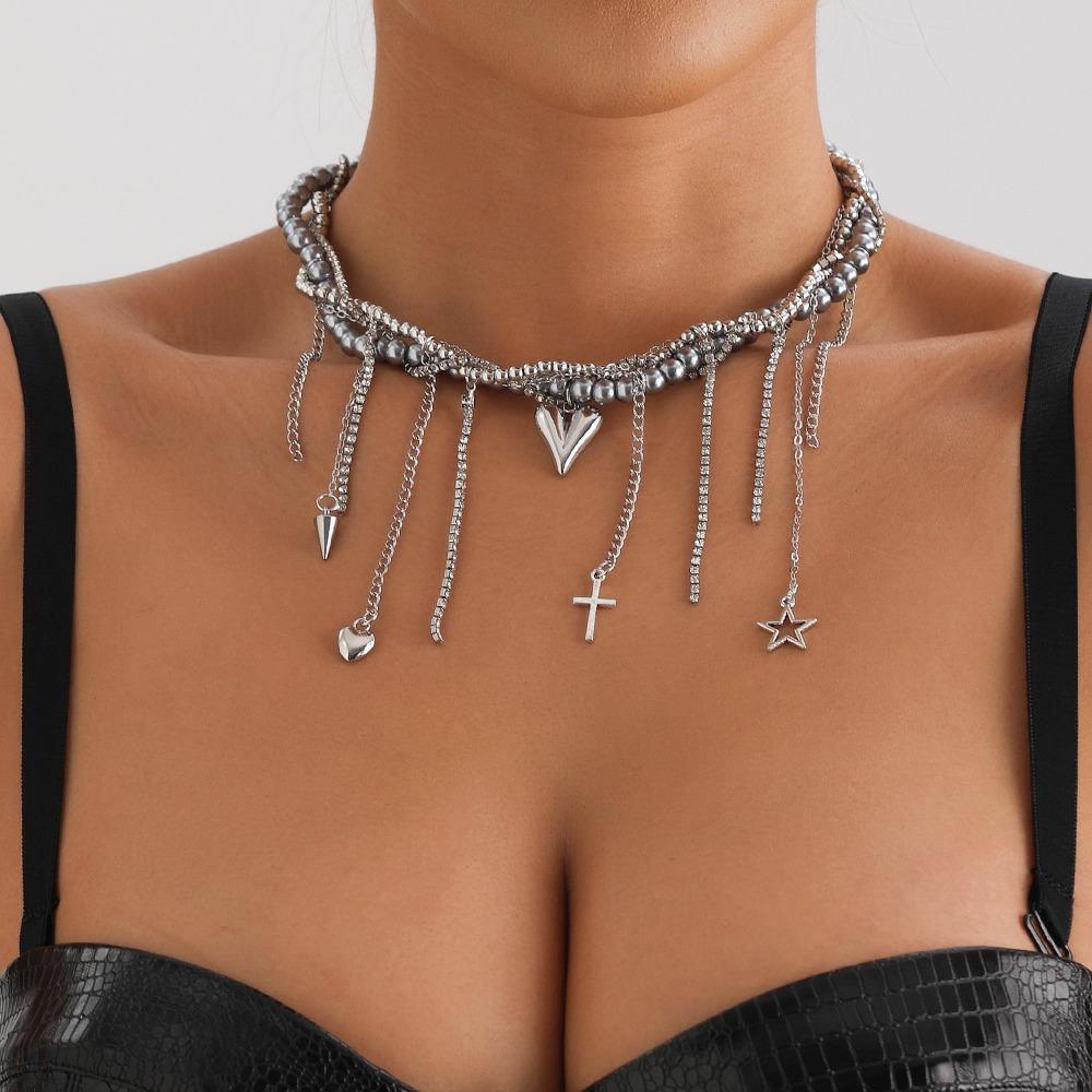 Metal Chain Love Heart Pendant Choker Trendy Goth Style Necklace Multilayer Tassel Necklace  Lady