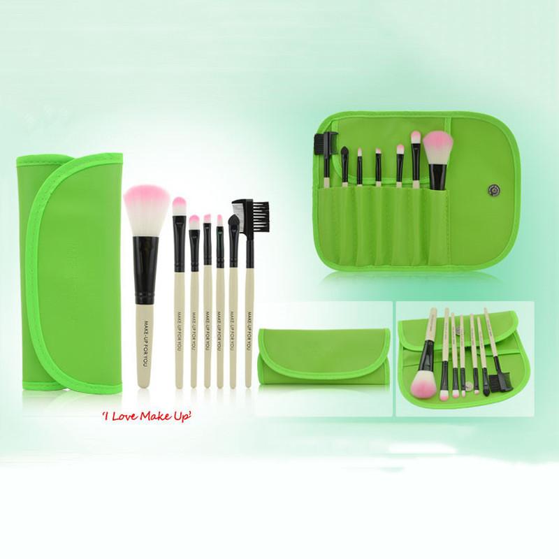7pcs Makeup Brushes Cosmetic Foundation Eyeshadow Eyeliner Brushes Travel Set