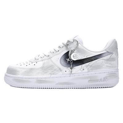 Nike Air Force 1 Нескользящие, Износостойкие, Легкие Низкие Кеды для Скейтбординга Мужские Черно-белые CW2288-111(Команда18-)