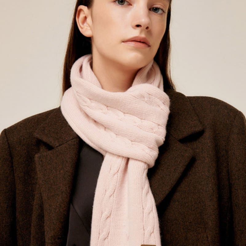 Saint Luxure Cable Loop Muffler Pink