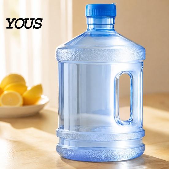 Reusable Beverage Dispenser Jug Water with Handle And Screw Top, 3.78L Capacity Portable Bucket Dispenser, Plastic Bottle for Home Office Easy Carry