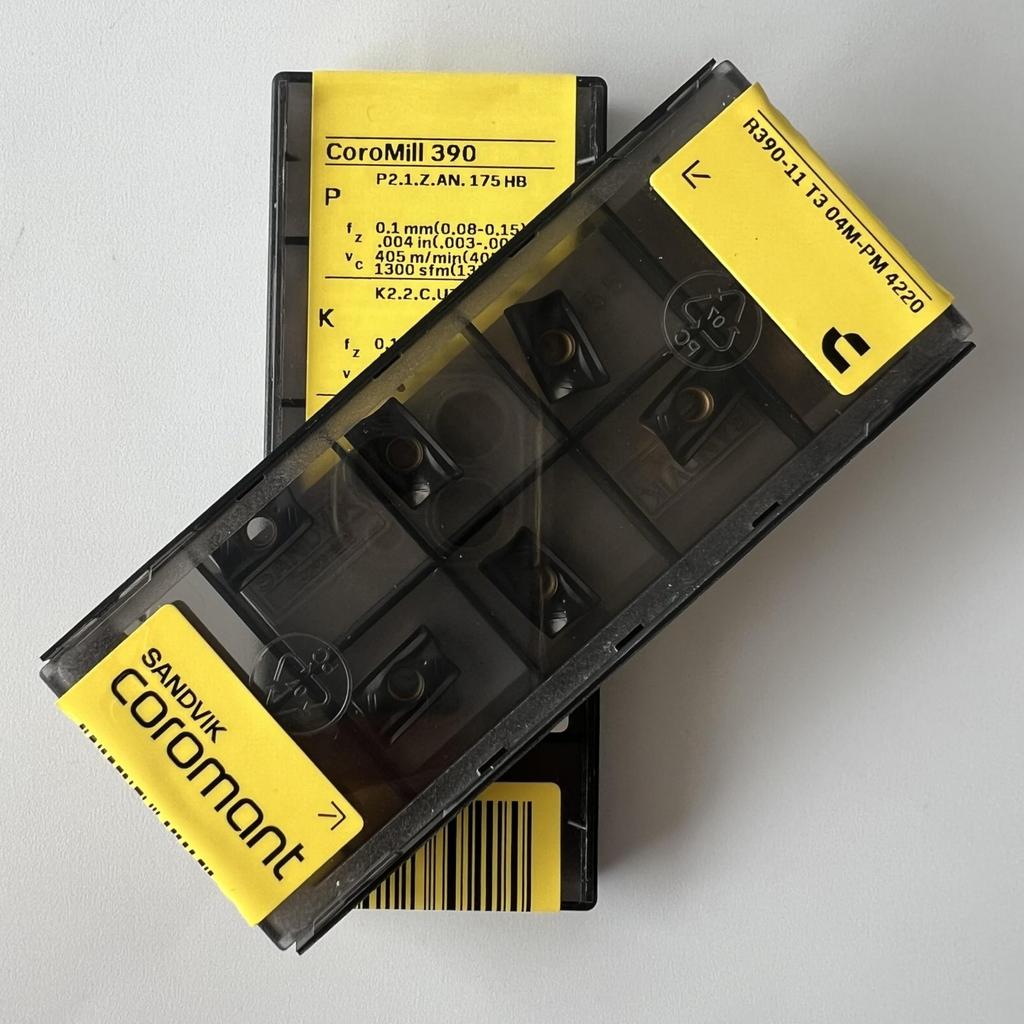 SANDVIK / R390-11T304M-PM 4220 / Original Swedish hard alloy blade 10 Pcs