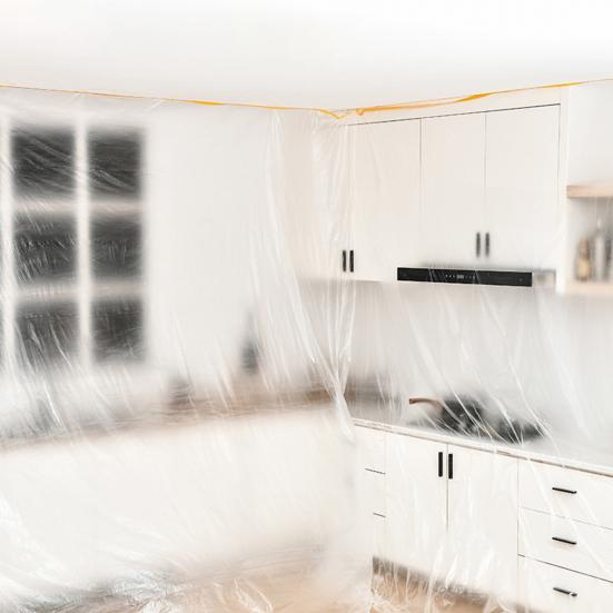 Комплект для изоляции окон. Изоляционная пленка для помещений. Прозрачная, устойчивая к разрыву. Простая установка. Утепляющее оконное покрытие. Полиэтиленовая изоляционная пленка.