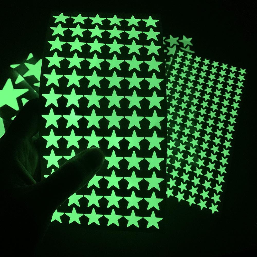 Glow-in-the-dark Stars Glow Wall Stickers Living Room Bedroom Switch Decoration Children's Room Dorm DIY Creative Glow-in-the Dark Stickers