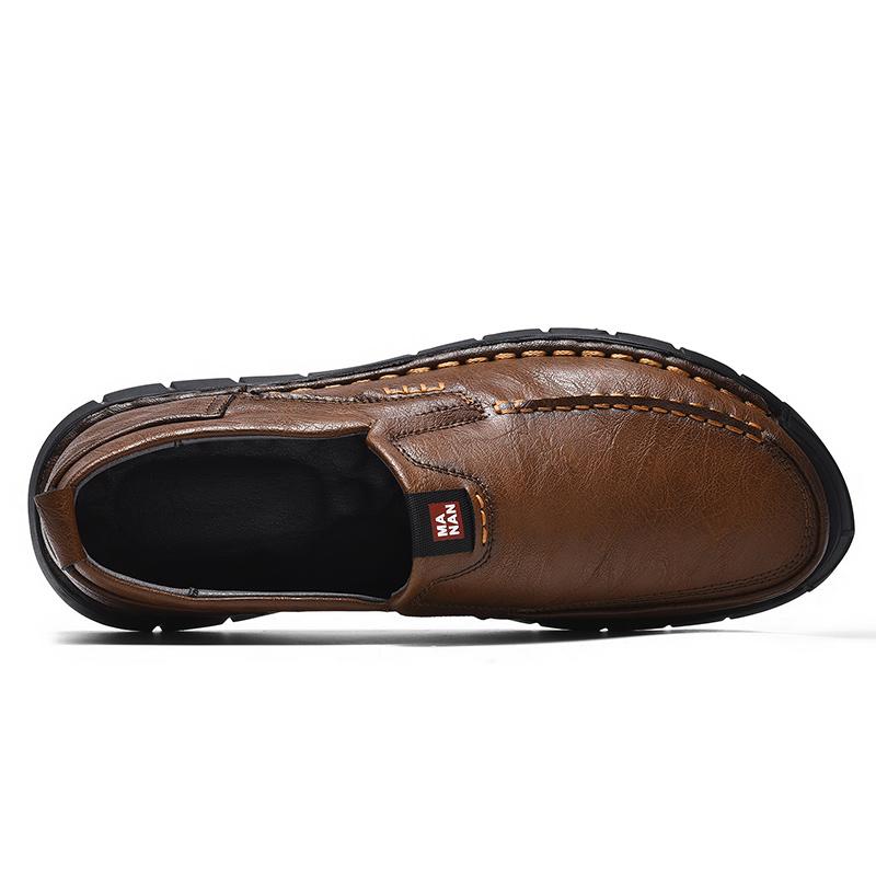 Handmade Breathable Casual Leather Shoes Soft Leather Soft Bottom Men's Comfortable Slip-On Walking Shoes Large Size