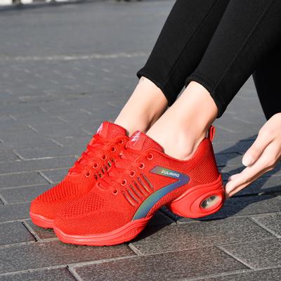 Туфли взрослые танцевальные туфли женские мягкая подошва летние средний каблук сетка дышащие туфли для танцев для мамы четыре сезона