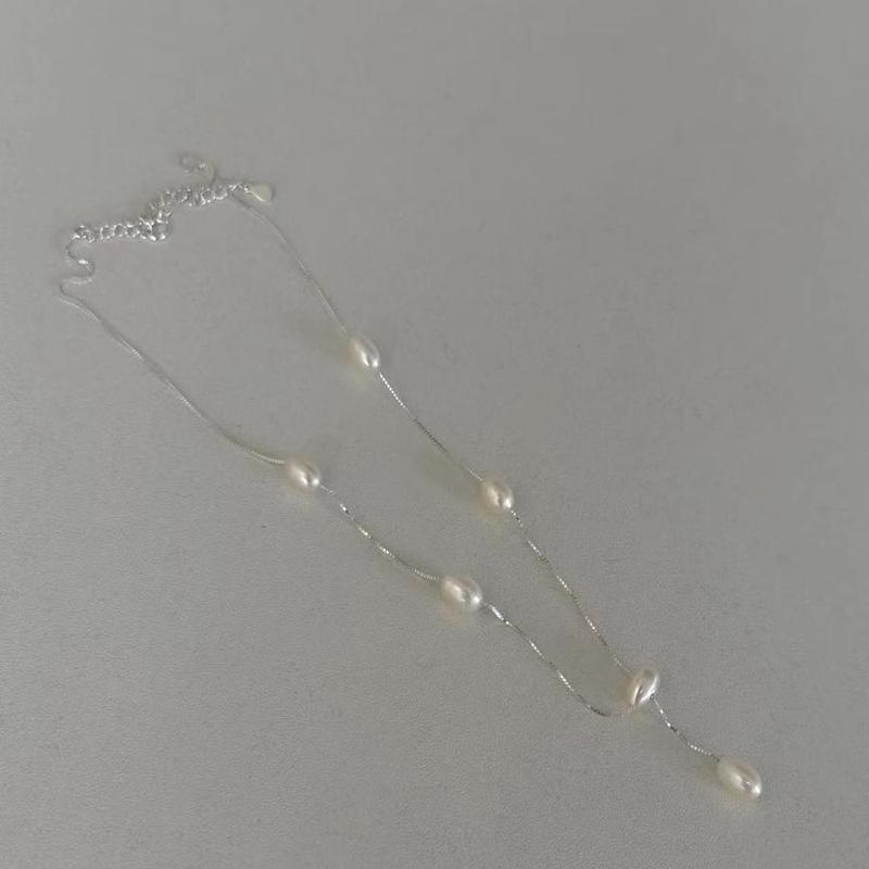 Цепочка на ключицы из стерлингового серебра S925, натуральный пресноводный жемчуг, легкая роскошная простая Y-образная цепочка, небольшой дизайн, нежный и элегантный стиль