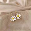 Маленькие свежие и простые серьги-маргаритки из серебра 925 пробы, корейская версия, модные, свежие и милые серьги-подсолнухи с темпераментом