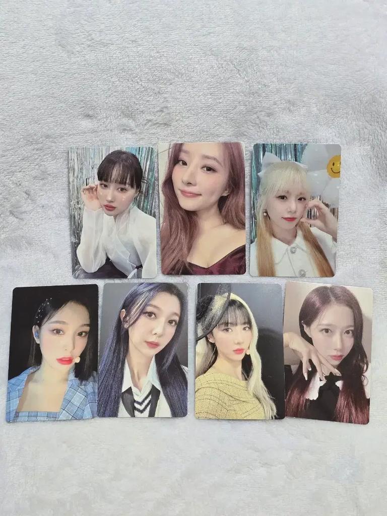DREAMCATCHER Online Official 2nd Album Concert Goods Poka Set Used