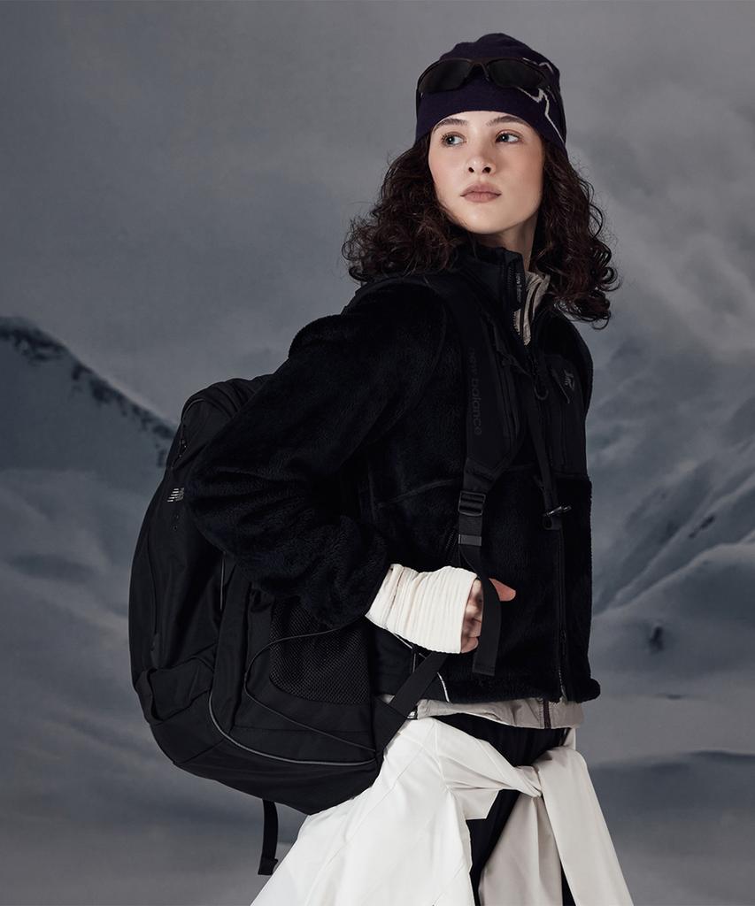 New Balance Nbgcgss107 / Рюкзак для трейлраннинга (черный)
